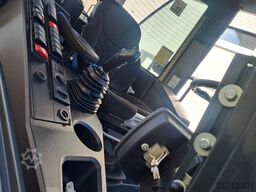 LIEBHERR L506