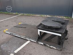 JOST plaform with fifth wheel