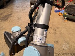 Universal Robots UR10 Cobot