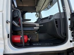Renault T440 6x2 Carrier/HB / Swiss-Vehicle