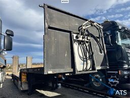 Istrail Machinery Semi-trailer w/ Hydraulic bridges.