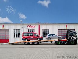 Fliegl Plateauauflieger zum Fahrzeugtransport