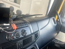 iveco 120EL210