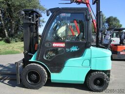 Mitsubishi FD30N - Zinkenversteller + Seitenschieber