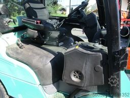 Mitsubishi FD30N - Zinkenversteller + Seitenschieber