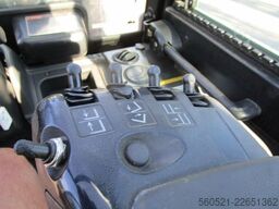 Caterpillar DP25N - Triplex 4,7m - Zinkenversteller + Seitensc