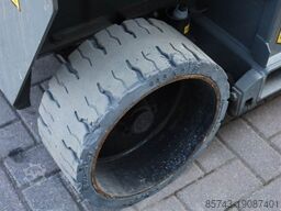 Holland Lift Ecostar HL-7810 Electric, 10m Working Height, 450k