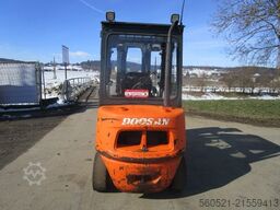 Doosan D25S-5 - Triplex-FH 4,8m + Seitenschieber