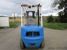 Doosan D25S-5 - Triplex-FH 4,7m + Seitenschieber