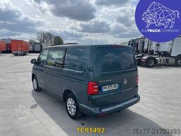 Volkswagen Transporter L1H1 5-PLACES