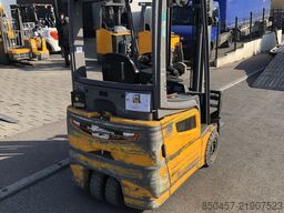 Jungheinrich EFG215 Li-ion /3.3m/ 10394h