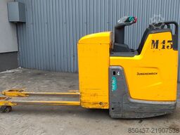 Jungheinrich ERE225 1400mm/ 465ah/ 4pc in stock