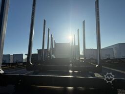 PAVIC Holzauflieger mit Schemel und Rungen