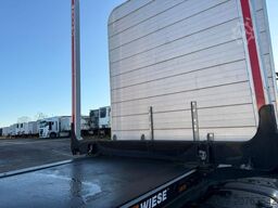 PAVIC Holzauflieger mit Schemel und Rungen