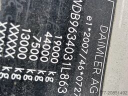 Mercedes-Benz Actros 1843