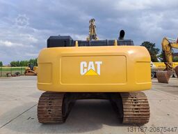 CAT 330 DL UHD (21m UHD + standard boom)