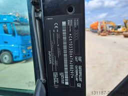 CAT 330 DL UHD (21m UHD + standard boom)