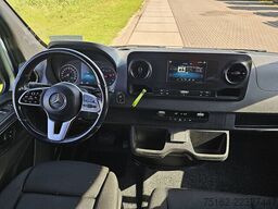 MERCEDES-BENZ SPRINTER 317 L2H2 3.5T-Trekhaak!