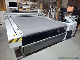 Zünd G3 L-2500 (1800x3200)