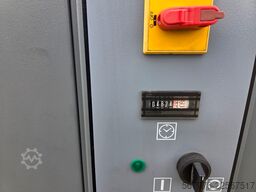 Atlas Copco Airpower B.V. GX5 FF Rotary Screw Compressor and Tank