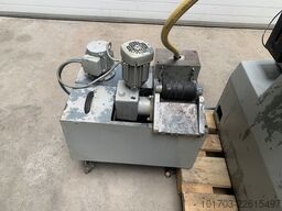 Burdett No 70 - 18