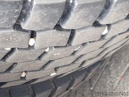 Scania R420 4x2 - Finkl livestock 16.8M2 - Retarder - ...