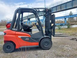 Linde H30-T01 // Baujahr 2022 // 3,2 Betriebsstunden //