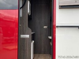  STX Trailer  3,5t   Wohn. Dusche