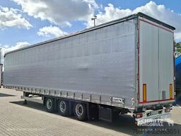 Schmitz Cargobull Curtainsider Mega Getränke