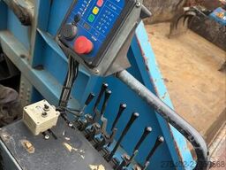 MAN TGS 26.320 6X2-4/ HMF 1643 Z CRANE/