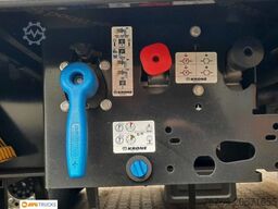 KRONE SDP27 Schiebeplane Edscha Liftachse Palettenkast