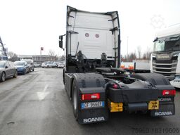 SCANIA S450