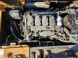 Liebherr R 900 C Litronic