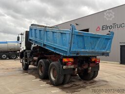 Iveco Eurotrakker 260 E 37 (6X6 / POMPE MANUELLE / MA...
