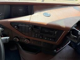 Volvo FH 460 GLOBETROTTER XL 6X2 I PARKCOOL / STANDKA...