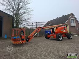 JLG 600AJ