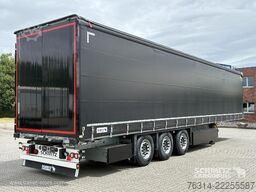 Schmitz Cargobull Curtainsider Standard Getränke