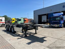 LAG O-3-CC / Tank Chassis 20-30FT / ADR / BPW + Disc