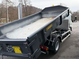 FUSO Canter 7C18 HYVA  Abroller