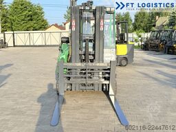 Combilift CB3000 DIESEL TRIPLEX 4900 POSITIONER