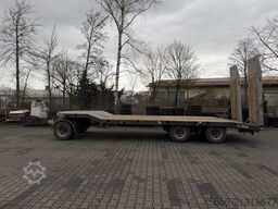  t3  3 Achs Tiefladeranhänger