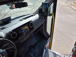 MERCEDES-BENZ 30 Sitzer Schul- Transferbus 519 Vorlauffahrzeug