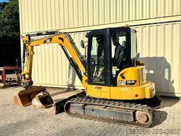 CATERPILLAR 305.5E2 /  Deutsche Maschine / 2 x Löffel