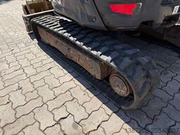 BOBCAT E26 / 2021 BJ / 2 x Löffel / 2.187