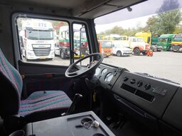 Mercedes-Benz 814 machine transporter truck