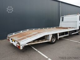 Mercedes-Benz 814 machine transporter truck