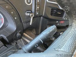IVECO 490 S-Way mit kleinem Unfallschaden, Retarder