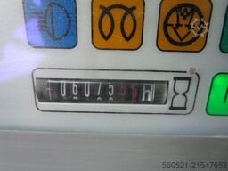 Liebherr L506 mit Palettengabel + Schaufel