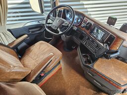 Scania R590 V8 6X4 / 2 TANKS / NL TRUCK! 80T