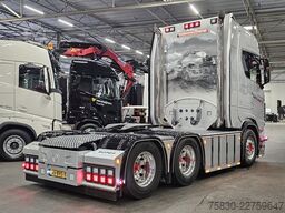 Scania R590 V8 6X4 / 2 TANKS / NL TRUCK! 80T